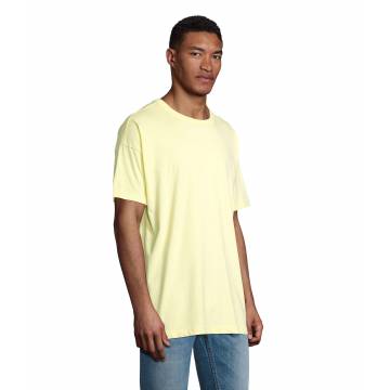 Camiseta oversize amarilla personalizble.